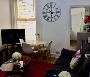 5 bedroom house to rent - Photo 2