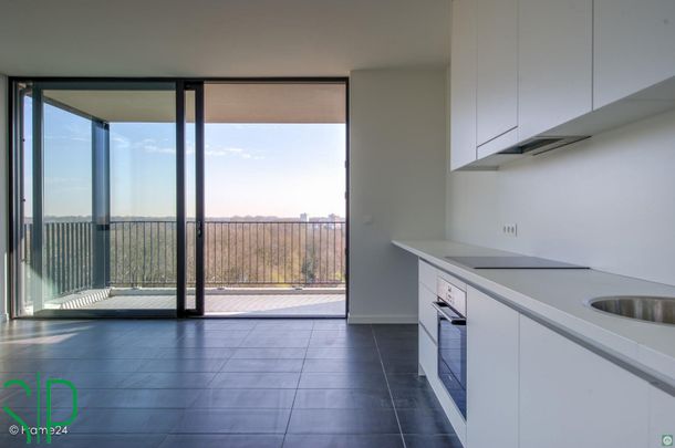 Appartement op de 8ste verdieping met 1 slaapkamer en ruim terras in Residentie 'BELLE FONTAINE' in Turnhout. - Photo 1
