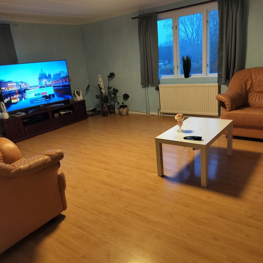 Skärstavägen, Hallstavik - Foto 1