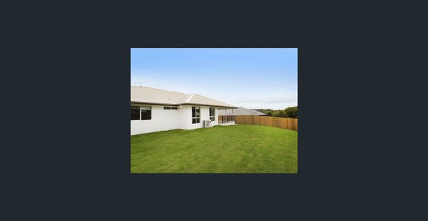 MODERN SPACIOUS DUPLEX IN ROSEMOUNT RISE - Photo 1