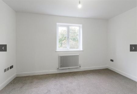 3 bedroom end of terrace house to rent - Photo 4