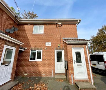 Squadron Court, Stockton-On-Tees - Photo 5