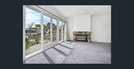 FOUR BEDROOM HOME IN SOUGHT-AFTER LOCATION - Photo 2