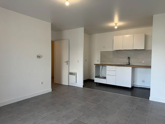 Appartement à louer - REIMS- POMMERY - Photo 1