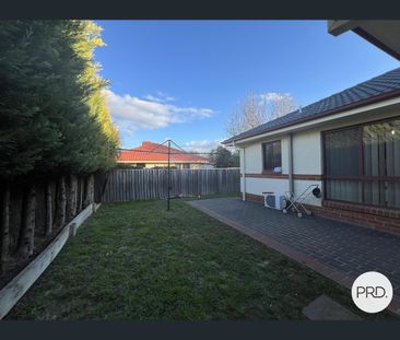 16 Stonehaven Circuit, Queanbeyan East, NSW 2620 - Photo 6