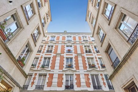 Location appartement, Paris 16ème (75016), 2 pièces, 52.8 m², ref 86395035 - Photo 2