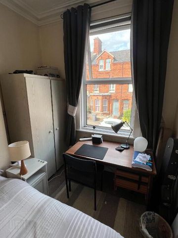 24 Malone Avenue, Room 4, Belfast, BT9 6ER - Photo 3