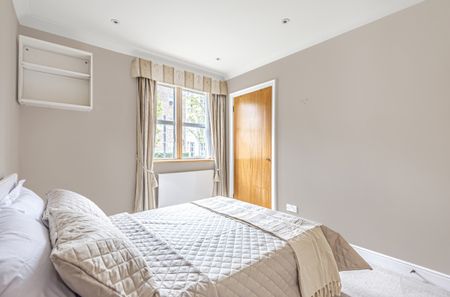 Manbre Road, Hammersmith, London, W6 - Photo 2