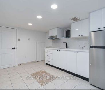 For Lease - 157 Woodycrest Avenue Unit# Basement, Toronto, Ontario - Photo 3