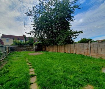 1 bedroom in a house share to rent - Photo 6