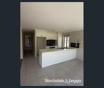 13 Barooga Crescent, Churchill, Vic 3842 - Photo 6