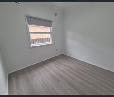 3 Bedroom Home with Large Backyard space!!! - Photo 2