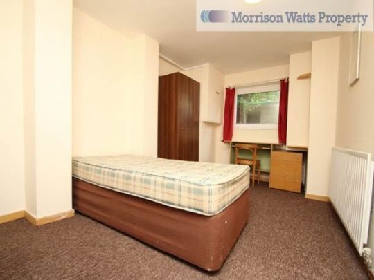 1 Bed - Chapel Lane, Headingley , Leeds - Photo 1