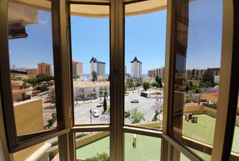 Ref 15269 – ** Long Term Rental ** Magnificent apartment with lots of natural light 300 meters from the sea!