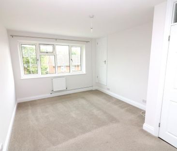 2 bedroom maisonette to rent - Photo 4