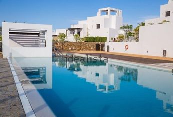 Alquiler de chalet pareado en Calle Califato