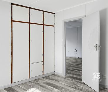 LOCATED IN THE HEART OF LAKE TYERS BEACH - Photo 5