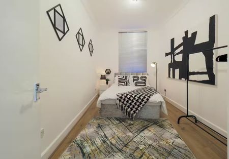 3 Bed Flat, Hammersmith Road, W14 - Photo 4