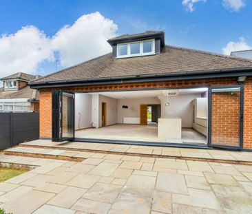 3 bedroom detached bungalow to rent - Photo 1