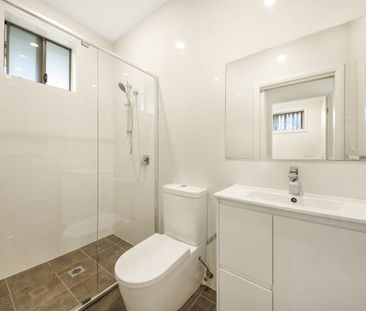 Modern home that ticks all boxes - Photo 4