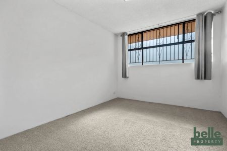 Modern 2-Bedroom Unit in the Heart of Clayfield - Photo 2