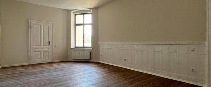 ERSTBEZUG - große 4-Raum Altbauwohnung mit Balkon - Foto 1