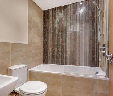 An attractive, well-located first floor apartment with allocated pa... - Photo 4