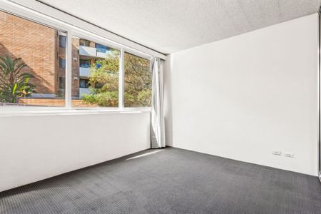 Spacious Two Bedroom - Photo 2