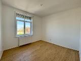 BEL APPARTEMENT RENOVE DE 73 M² SITUE AU 1er ETAGE AVEC TERRASSE VERSANT SUD Comprenant : hall ... - Photo 3