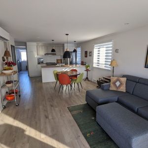 4 1/2 Lumineux Dans Quartier Paisible - Photo 2