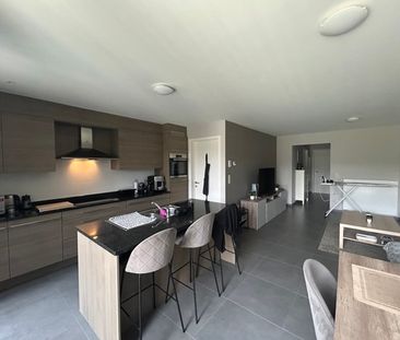 Gelijkvloers appartement met 2 slaapkamers - Foto 6