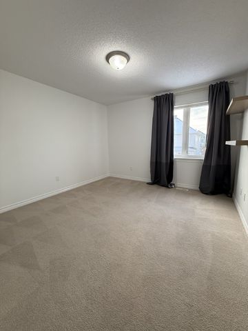 516 Carina Crescent - Photo 5