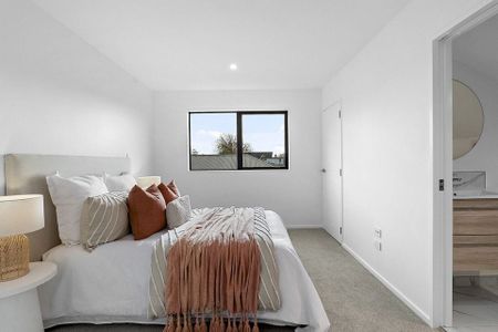 Brand new 3BR Townhouse in Riccarton - Photo 3