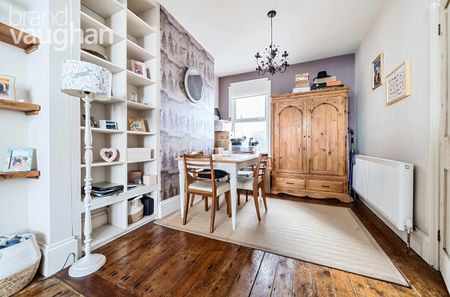 2 bedroom terraced house to rent - Photo 2