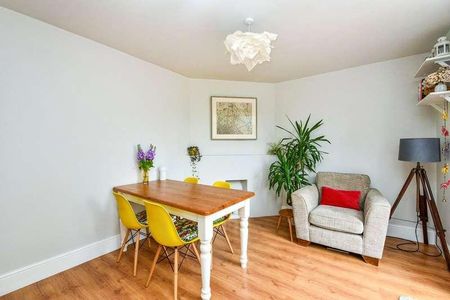 Princes Road, Petersfield, Hampshire, GU32 - Photo 3