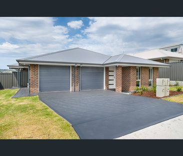 1/10 Brushworth Dr, Edgeworth, NSW 2285 - Photo 5