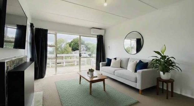 Sunny Stand-Out On Tasman Street! - Photo 1