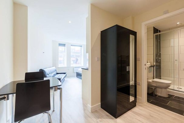 Studio to rent - Photo 1