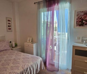 Apartment for rent in Torrox Costa - Photo 4
