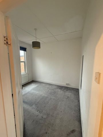 1 Bed Flat, Long Lane, N3 - Photo 5