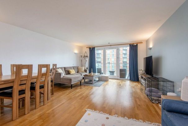 Fairmont Avenue, Canary Wharf, E14 - Photo 1