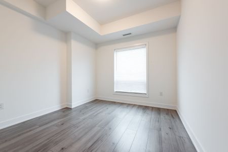 For Lease - 8 Culinary Lane Unit# 306, Barrie, Ontario - Photo 2