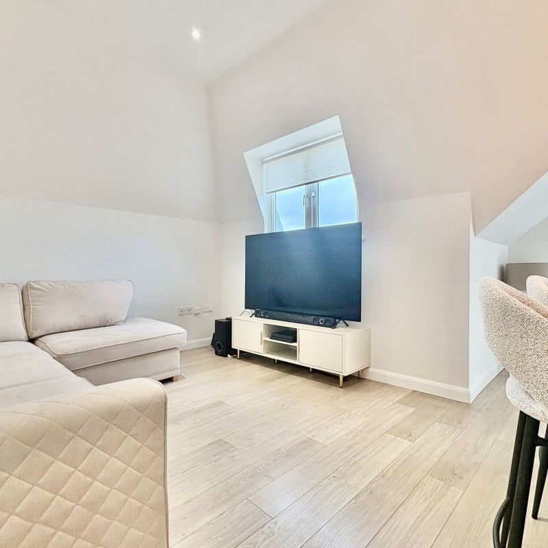 Taverners Way, HODDESDON - Photo 1