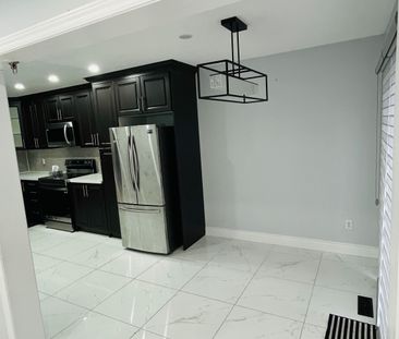 803 Deveron Crescent W - Photo 1