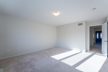 For Lease - 27 Blacksmith Drive, Woolwich, Ontario - Photo 2