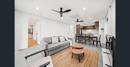 47 Sunstone Lane, Scarborough, WA 6019 - Photo 2