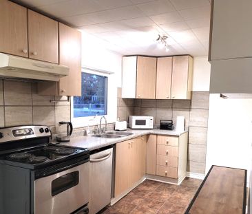 For Lease - 709 Roberts Road, Innisfil, Ontario - Photo 5