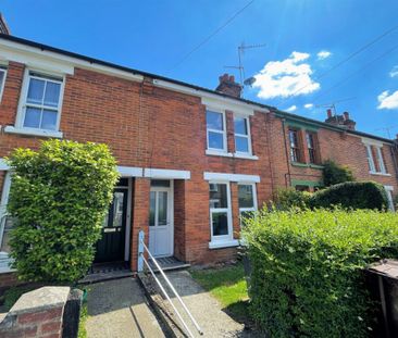 3 bed House Bishops Road, CM1 - Photo 1