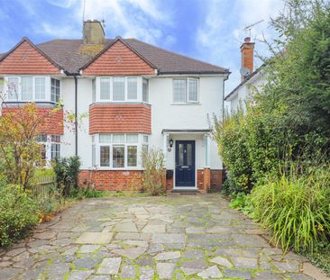 3 bedroom house - semi-detached - Photo 6