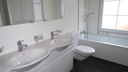 Grosszügige 4.5-Zimmer-Wohnung in der Altstadt von Herisau - Photo 2
